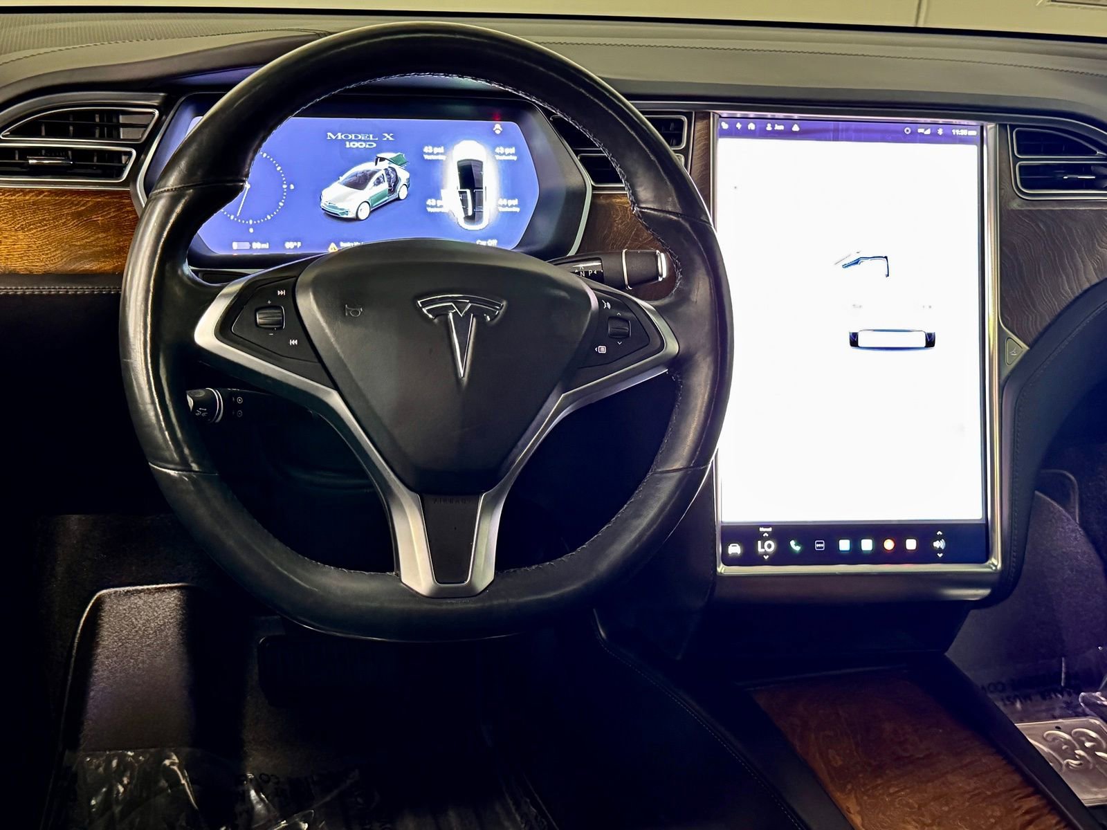 Used 2017 Tesla Model X 100D image 33