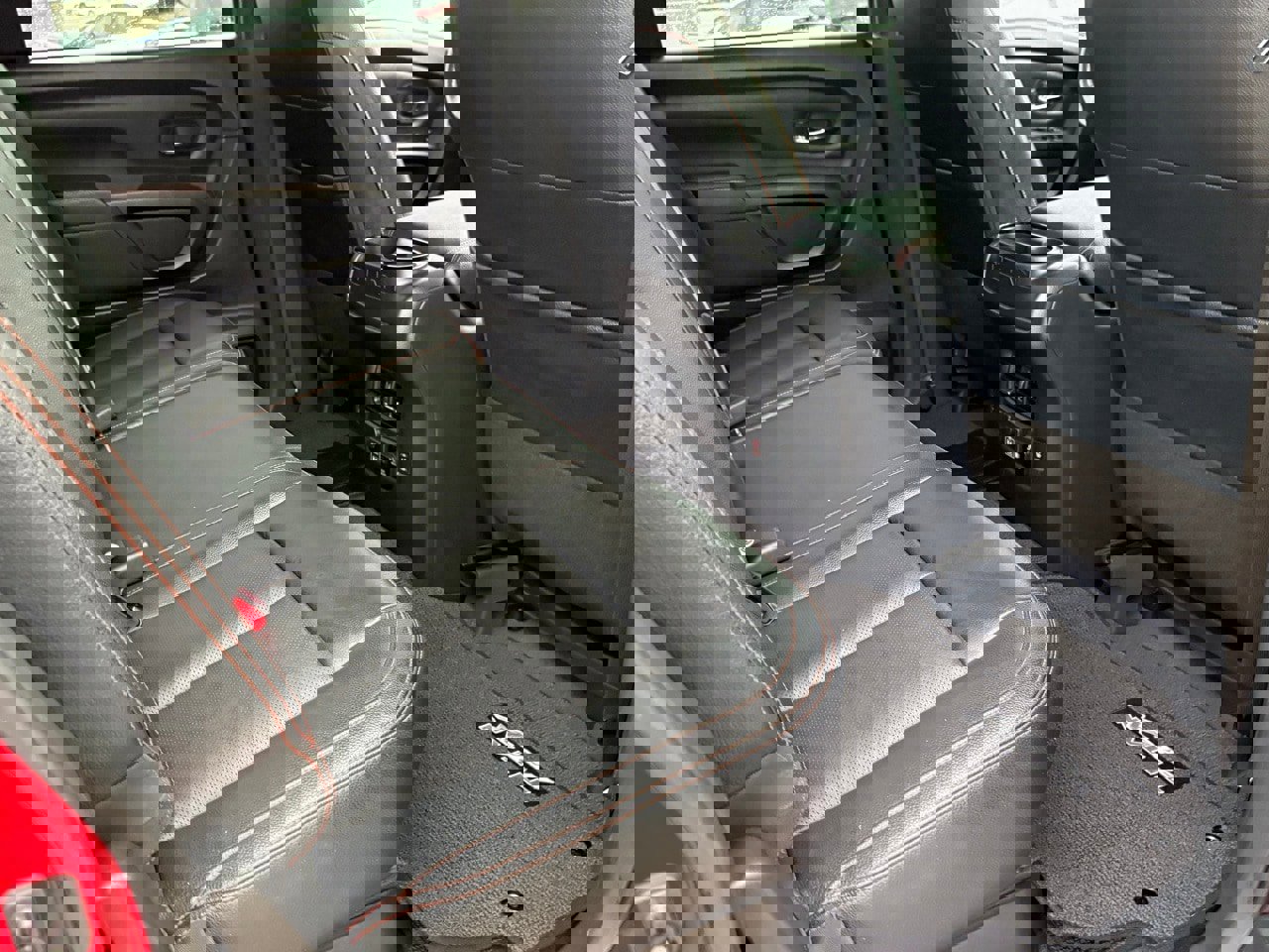 Used 2021 Nissan Titan PRO-4X w/ Pro-4x Convenience Package image 40