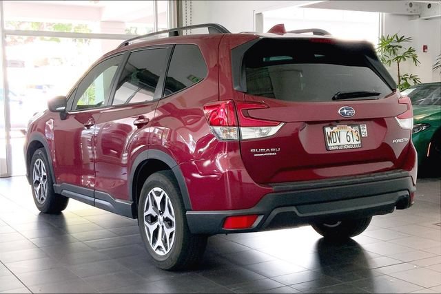 Used 2021 Subaru Forester Premium AWD/4WD image 5