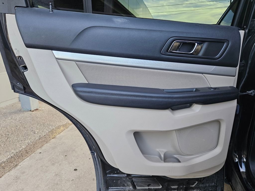 Used 2018 Ford Explorer 4WD image 15