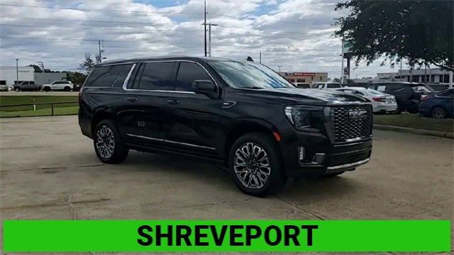 Used 2024 GMC Yukon XL Denali Ultimate image 2