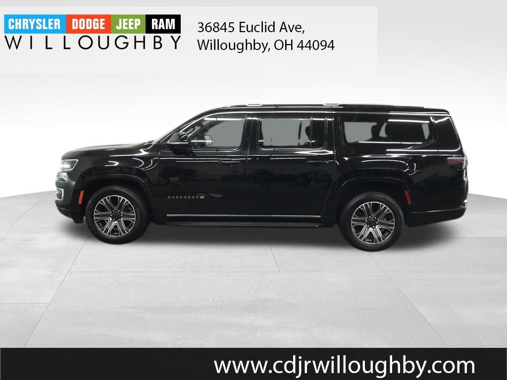 Used 2024 Jeep Wagoneer L Series II w/ Flexible Seating Group image 5