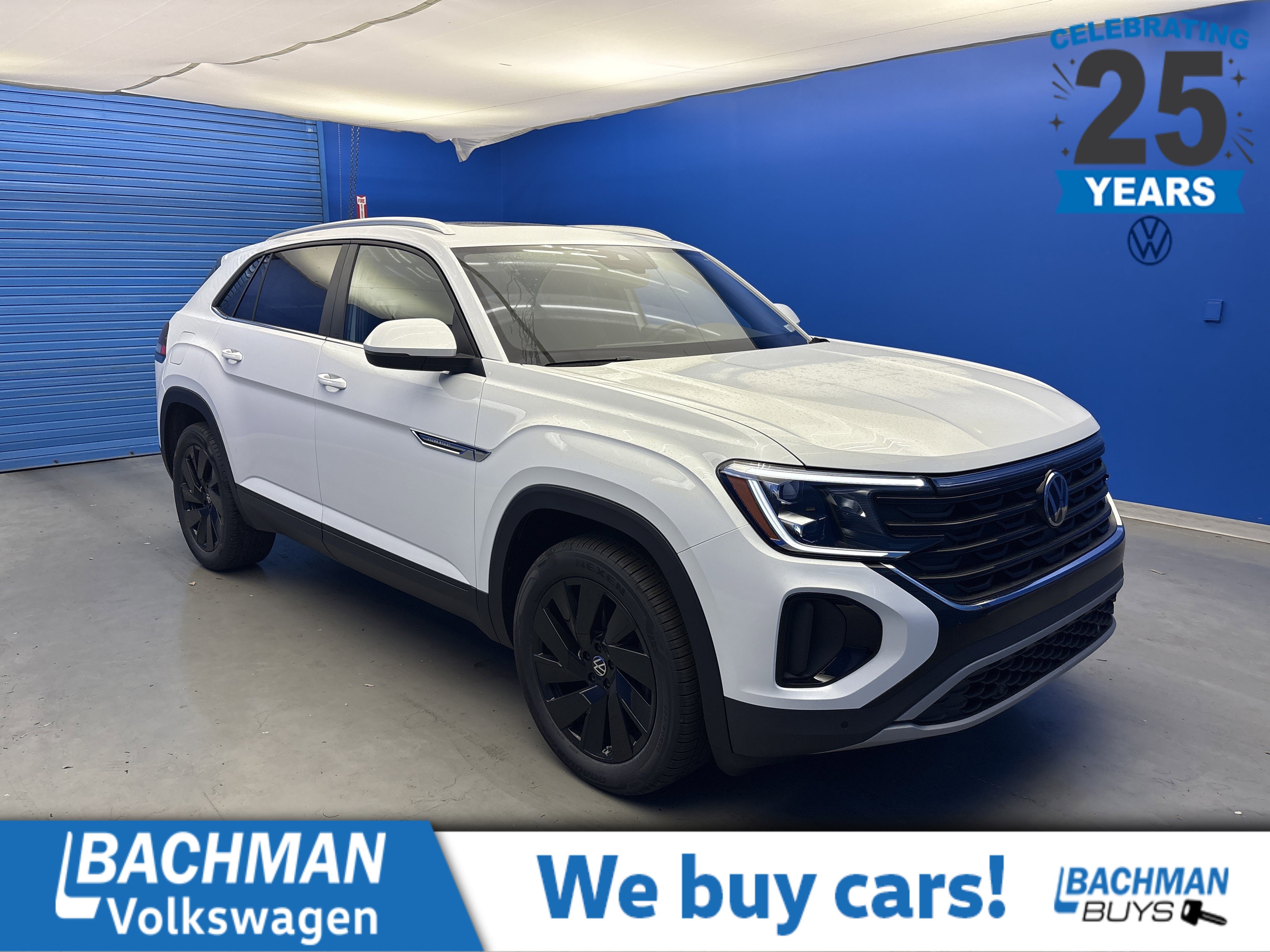 New 2026 Volkswagen Atlas Cross Sport SE image 1