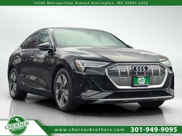 Used 2021 Audi e-tron Prestige image 1