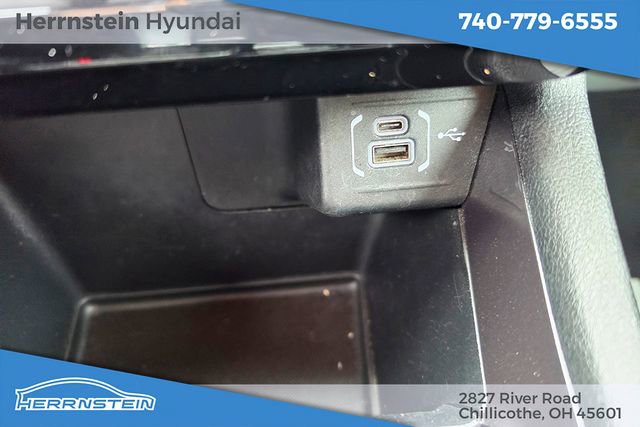 Used 2024 Jeep Compass Latitude image 17