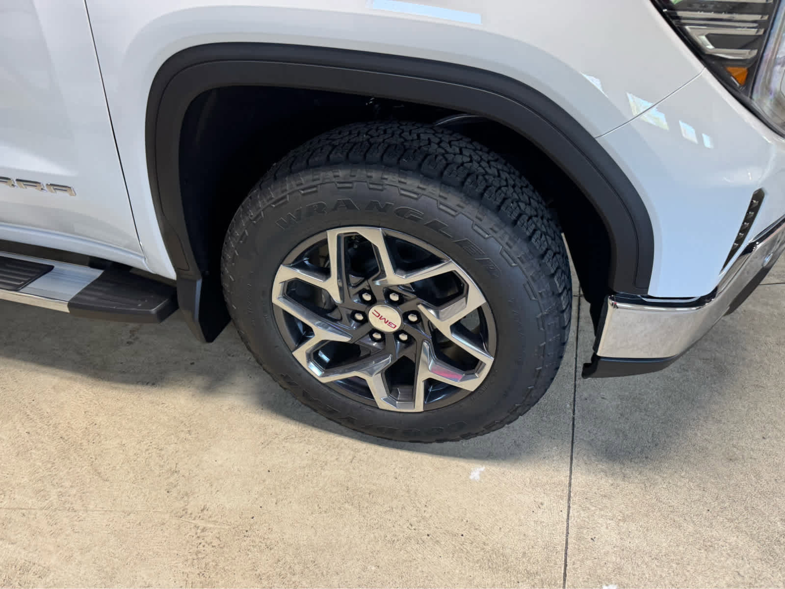 New 2026 GMC Sierra 1500 SLT w/ SLT Premium Plus Package image 7