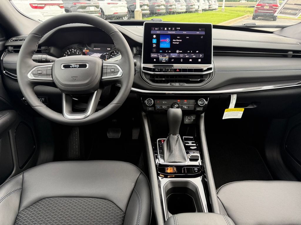 New 2026 Jeep Compass Latitude AWD/4WD image 7