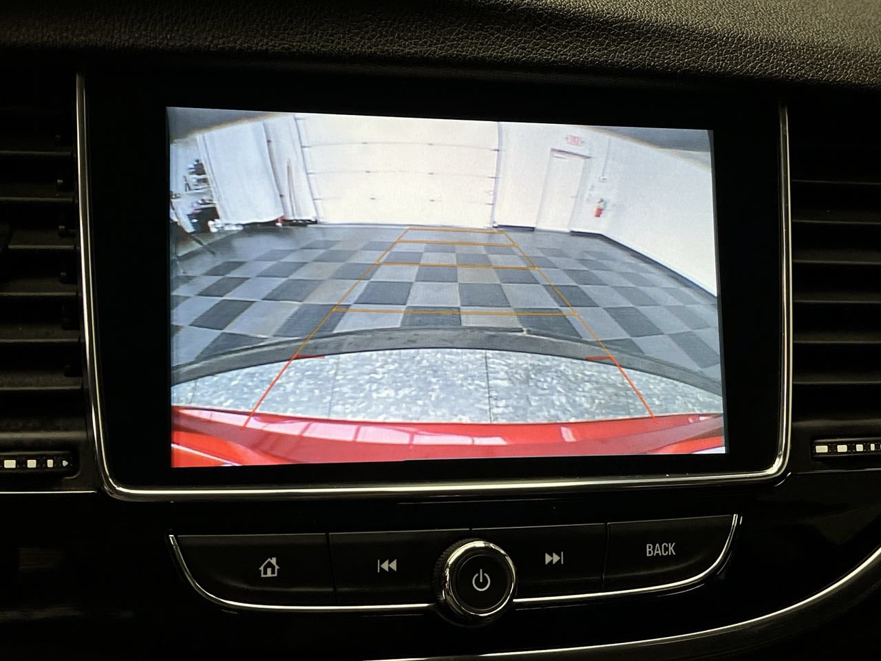Used 2020 Buick Encore Sport Touring w/ Safety Package AWD/4WD image 5