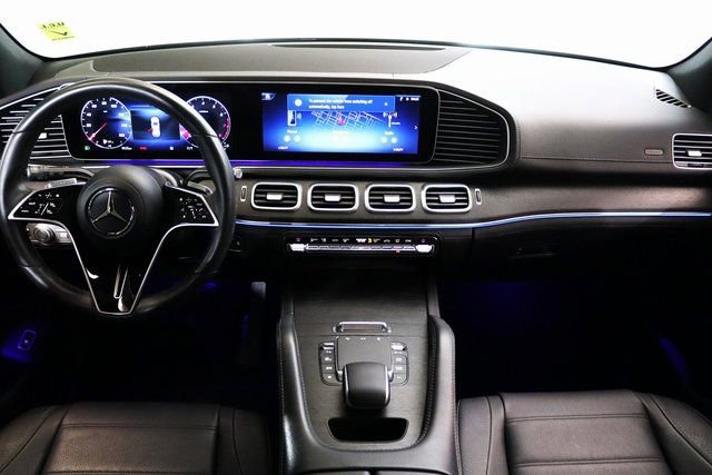 Used 2024 Mercedes-Benz GLE 450 4MATIC w/ AMG Line Exterior image 22