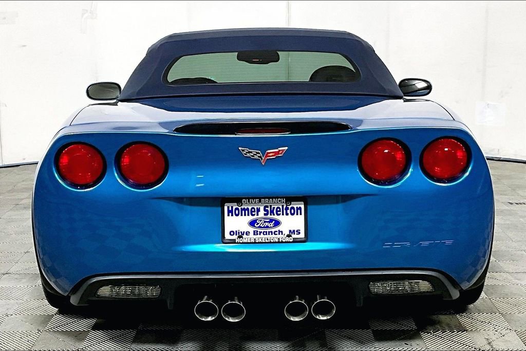 Used 2010 Chevrolet Corvette Grand Sport w/ Preferred Equipment Group image 4