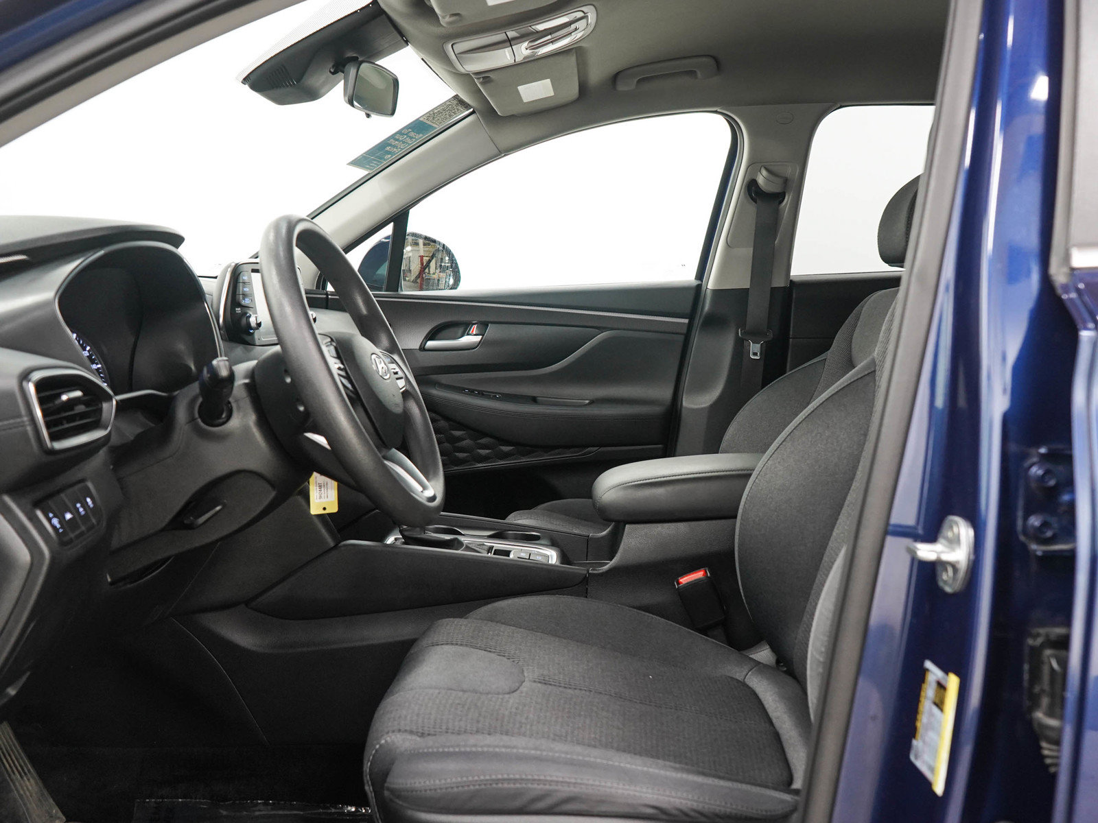 Used 2020 Hyundai Santa Fe SE AWD/4WD image 21