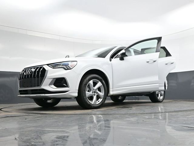 Used 2022 Audi Q3 2.0T Premium Plus image 41