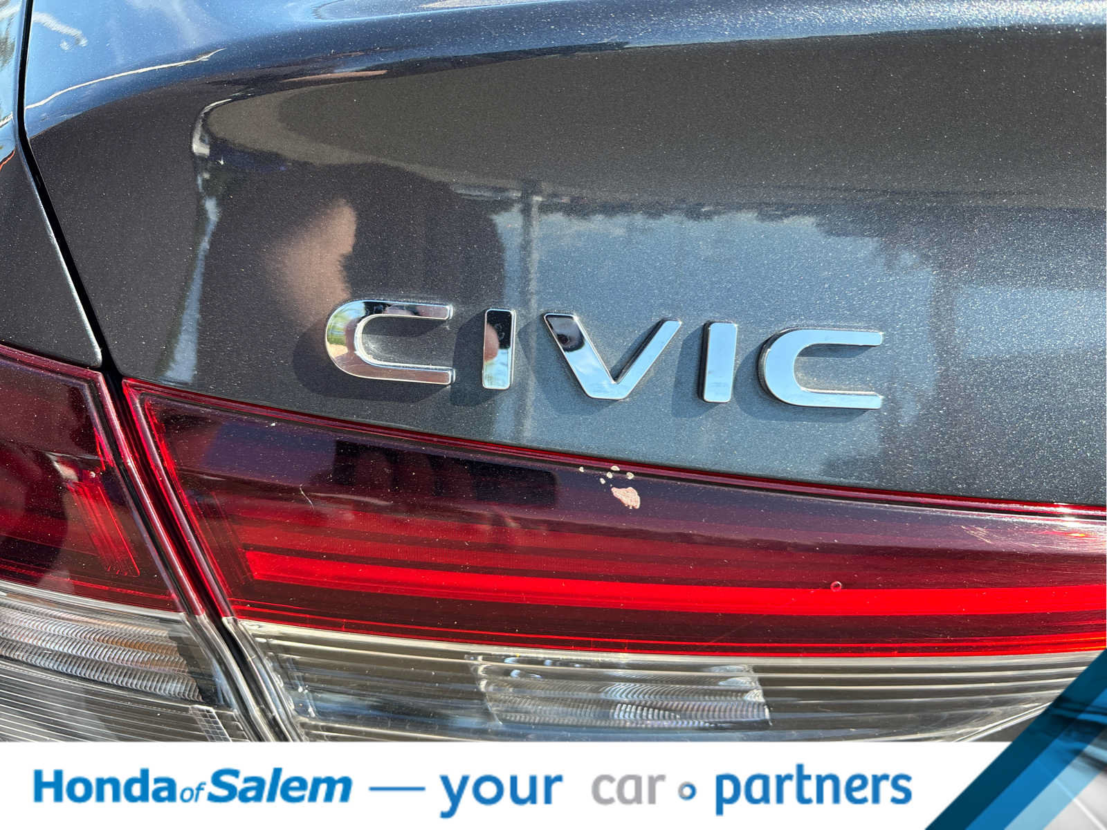 Used 2025 Honda Civic LX image 7