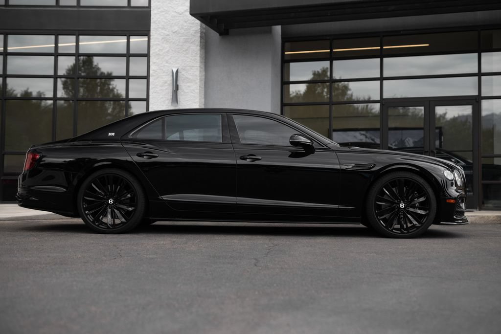 Used 2024 Bentley Flying Spur W12 AWD/4WD image 5