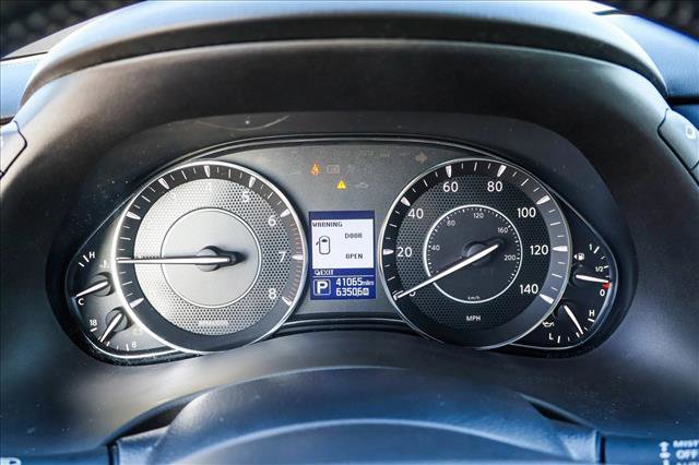 Used 2020 Nissan Armada Platinum w/ Captain's Chairs Package image 15