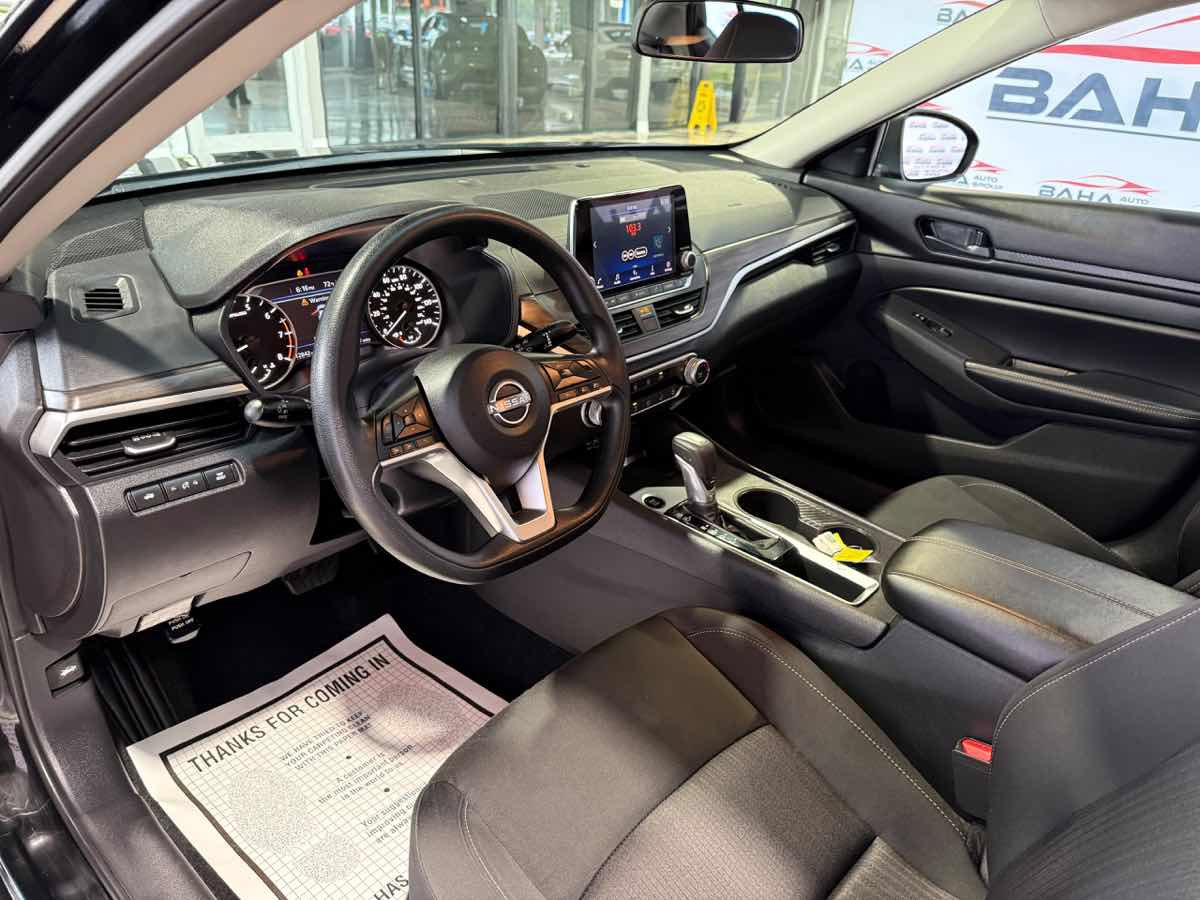 Used 2026 Nissan Altima 2.5 SV FWD image 35