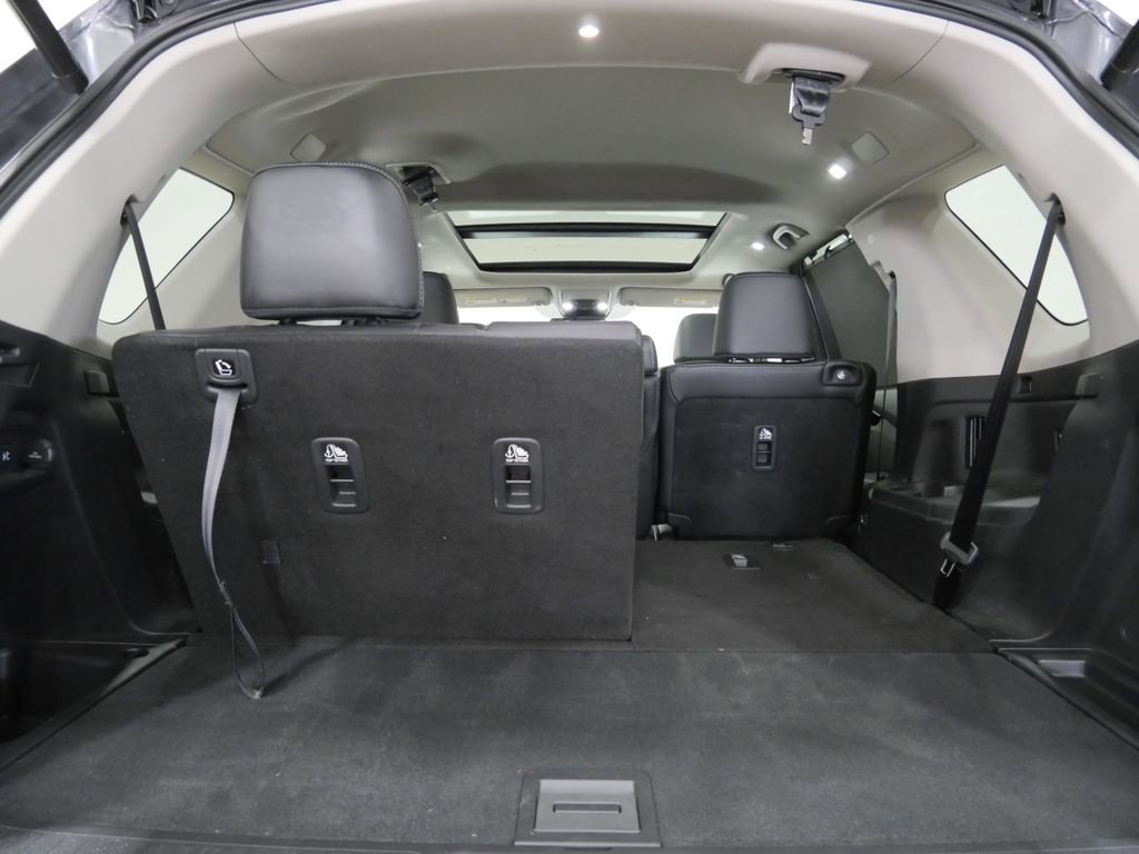 Used 2025 Honda Pilot Touring image 29