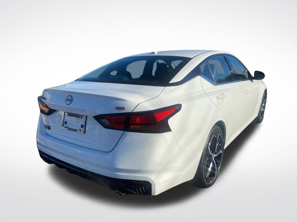 Used 2024 Nissan Altima 2.5 SR image 7