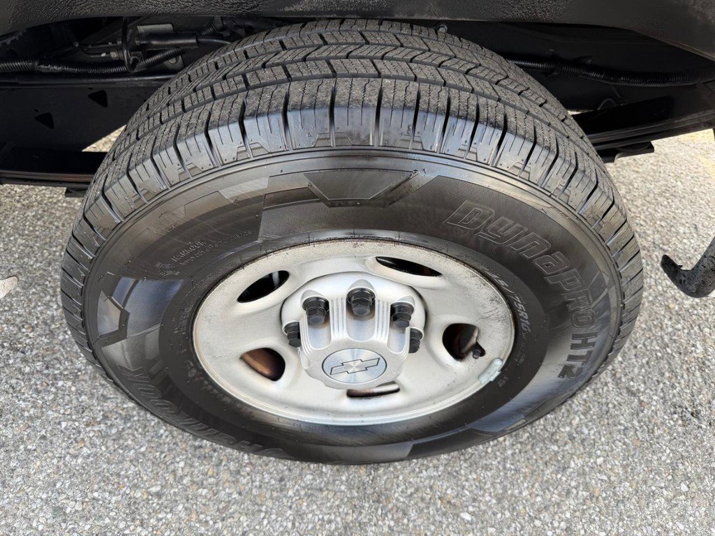 Used 2019 Chevrolet Express 2500 image 37