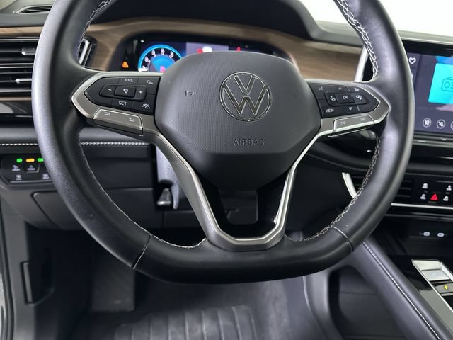 Used 2025 Volkswagen Atlas SE FWD image 11