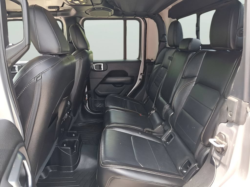 Used 2020 Jeep Gladiator Overland w/ Dual Top Group AWD/4WD image 41