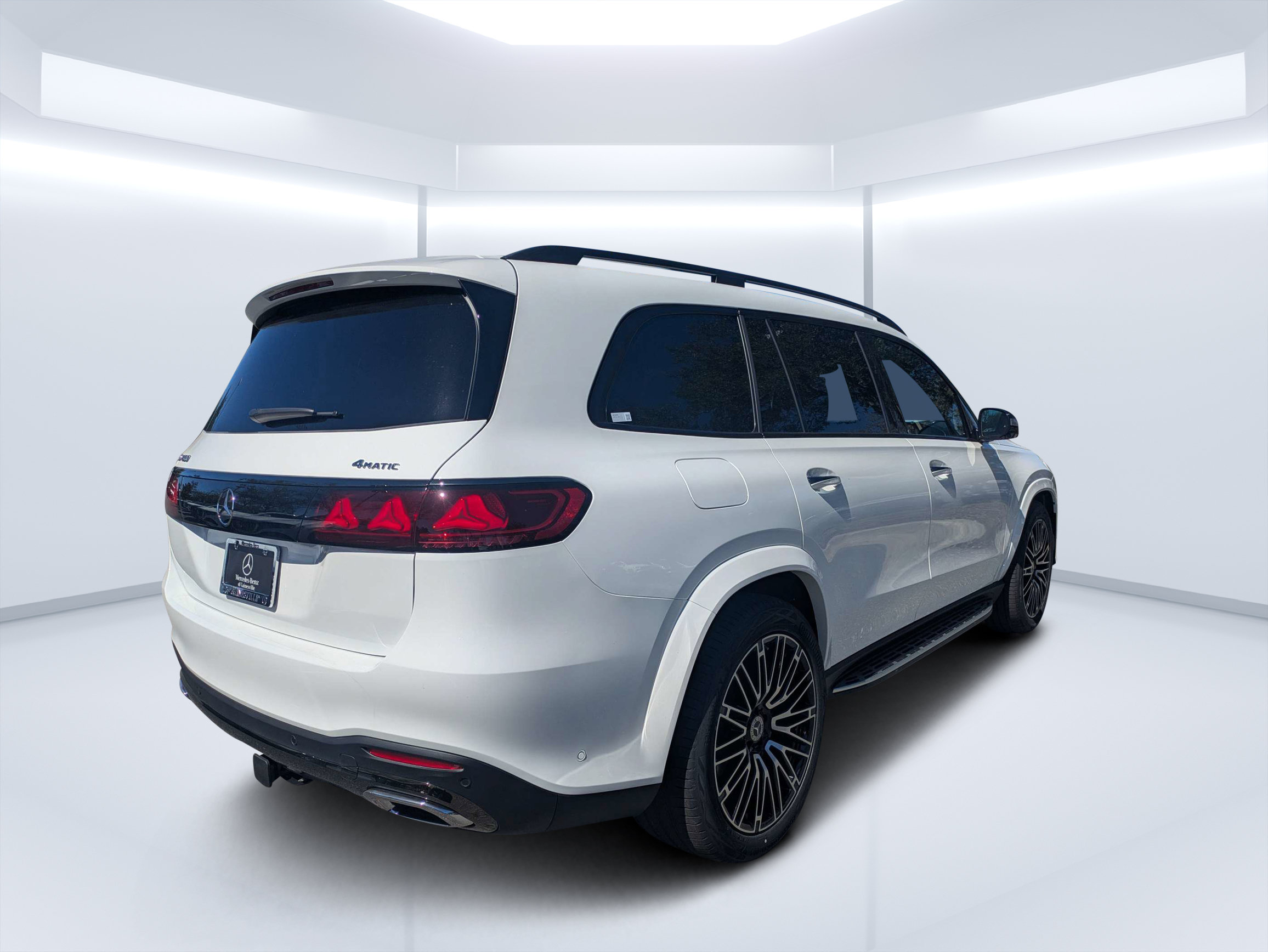 New 2027 Mercedes-Benz GLS 450 4MATIC image 3