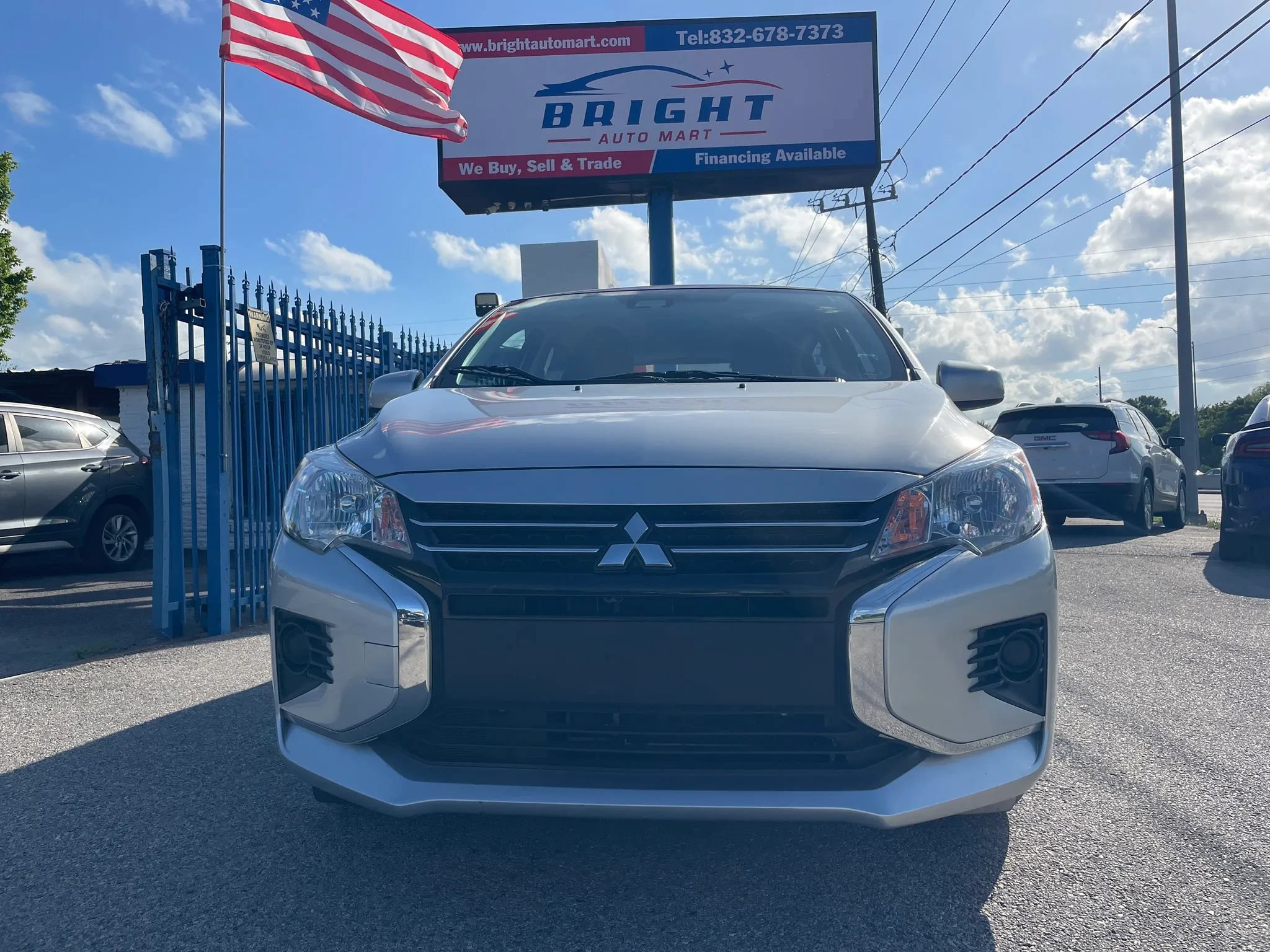 Used 2024 Mitsubishi Mirage ES FWD image 1