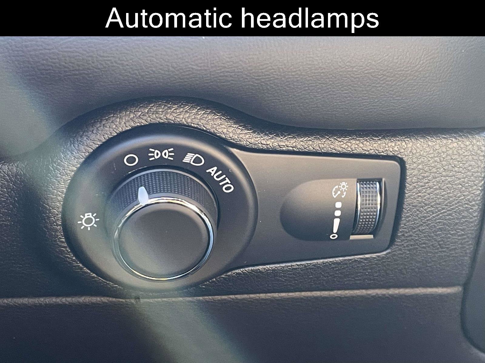 Used 2024 Dodge Durango GT image 13