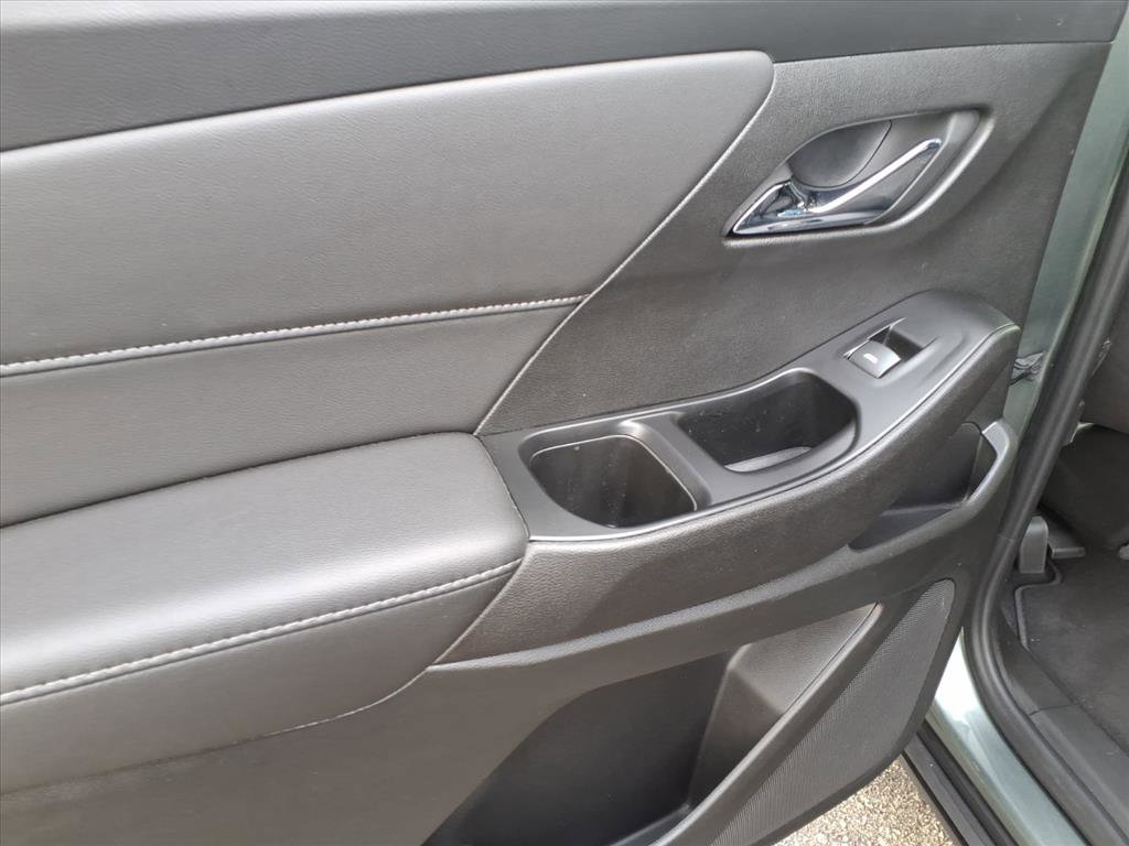 Certified 2023 Chevrolet Traverse LT image 16