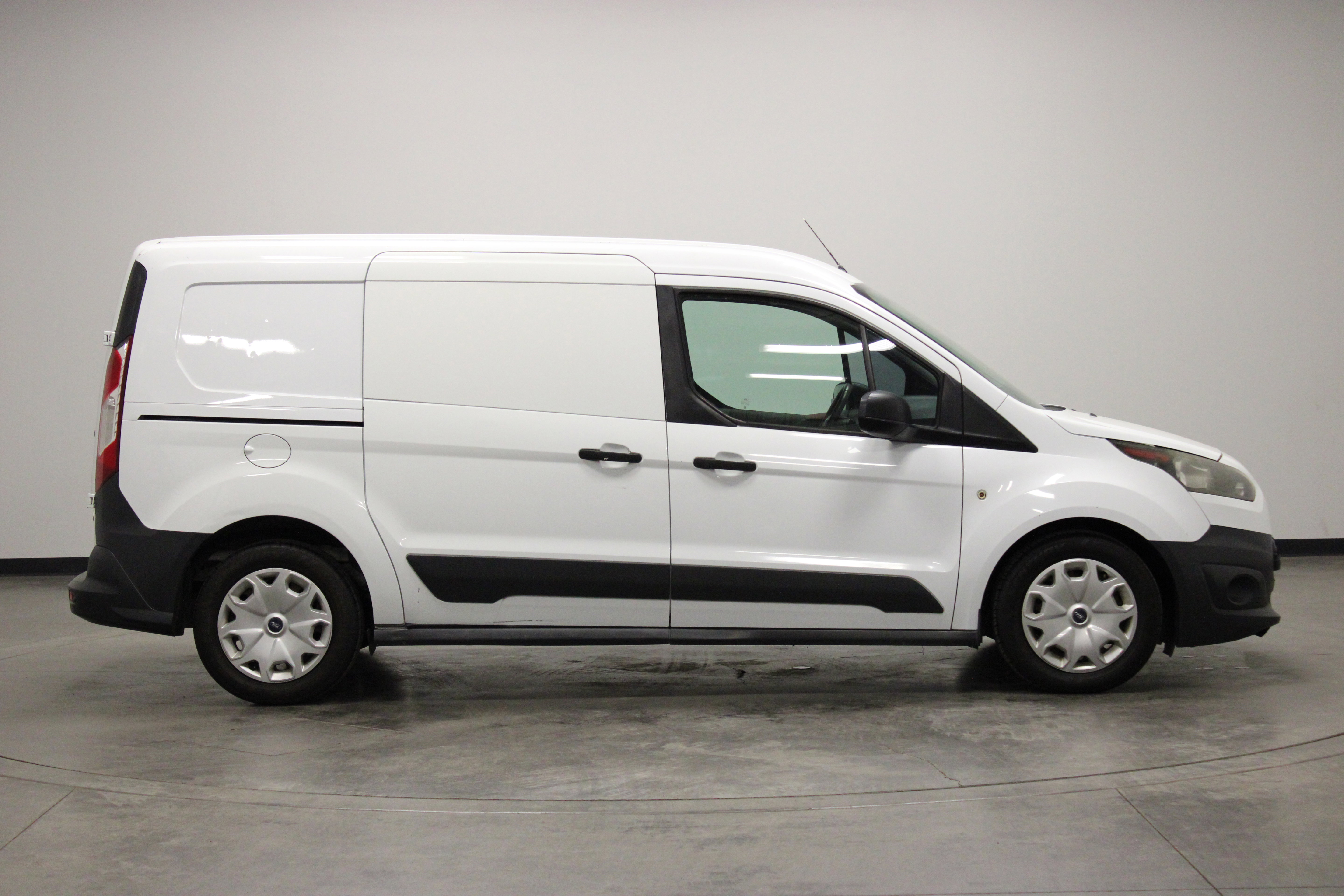 Used 2015 Ford Transit Connect XL FWD image 9
