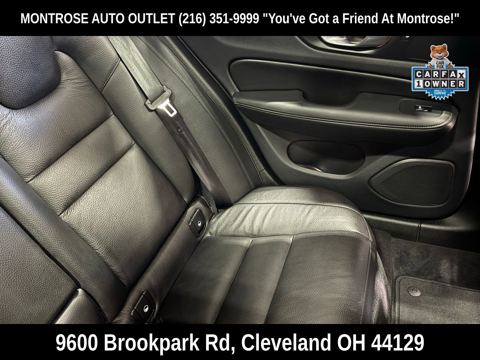 Used 2025 Volvo V60 B5 Cross Country Plus image 31