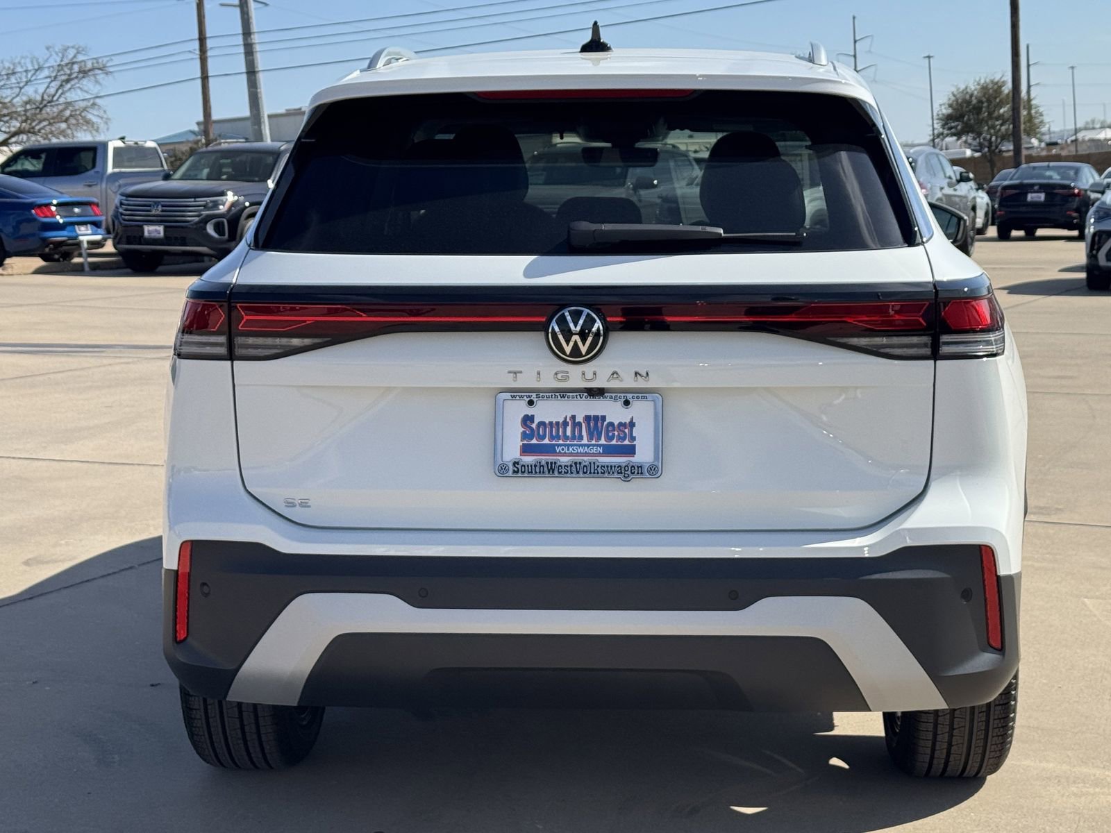 New 2026 Volkswagen Tiguan SE image 5