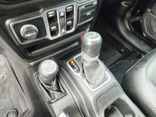 Used 2020 Jeep Wrangler Unlimited Sahara AWD/4WD image 30
