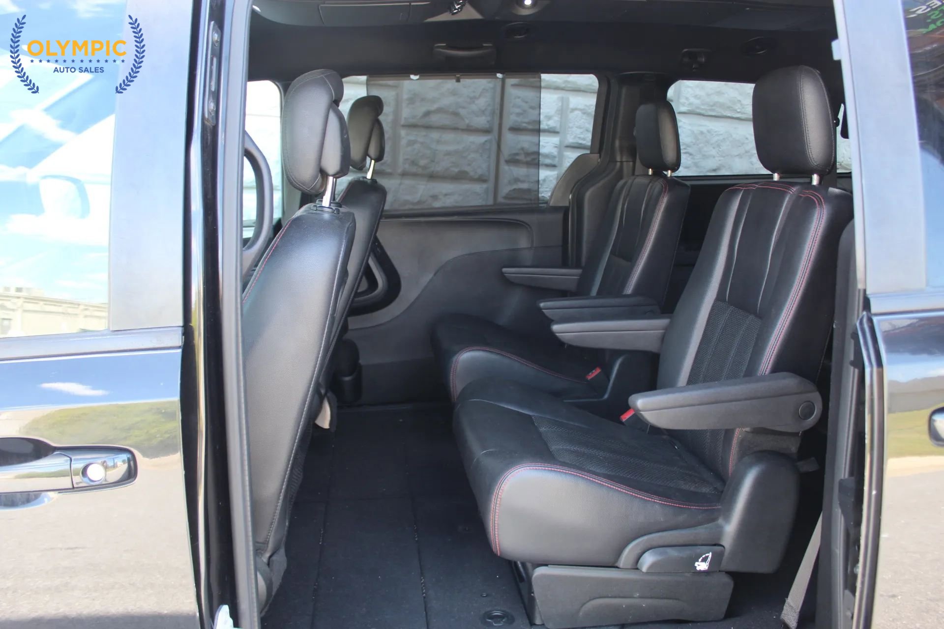 Used 2018 Dodge Grand Caravan GT FWD image 33