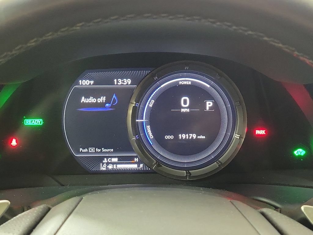 Used 2024 Lexus ES 300h F Sport w/ Accessory Package (Z2) FWD image 17