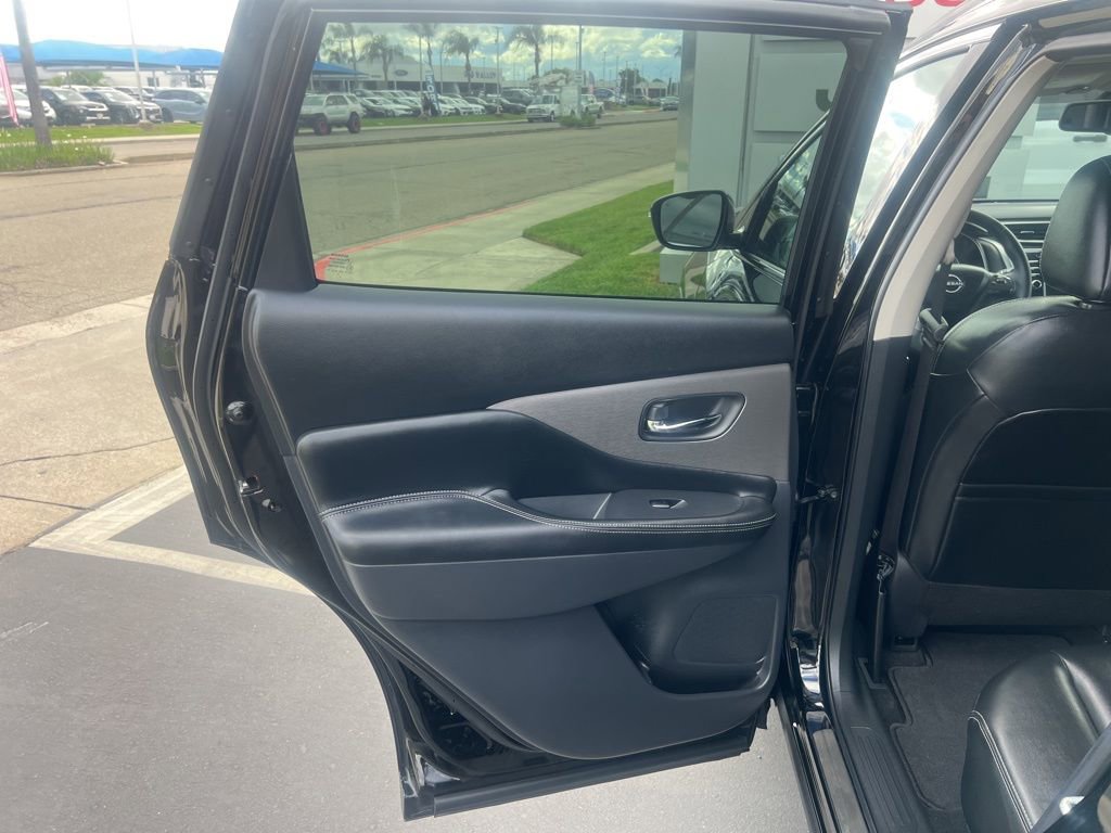 Used 2024 Nissan Murano SV w/ SV Midnight Edition Package image 26