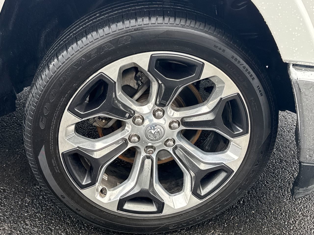 Used 2020 RAM 1500 Longhorn image 9