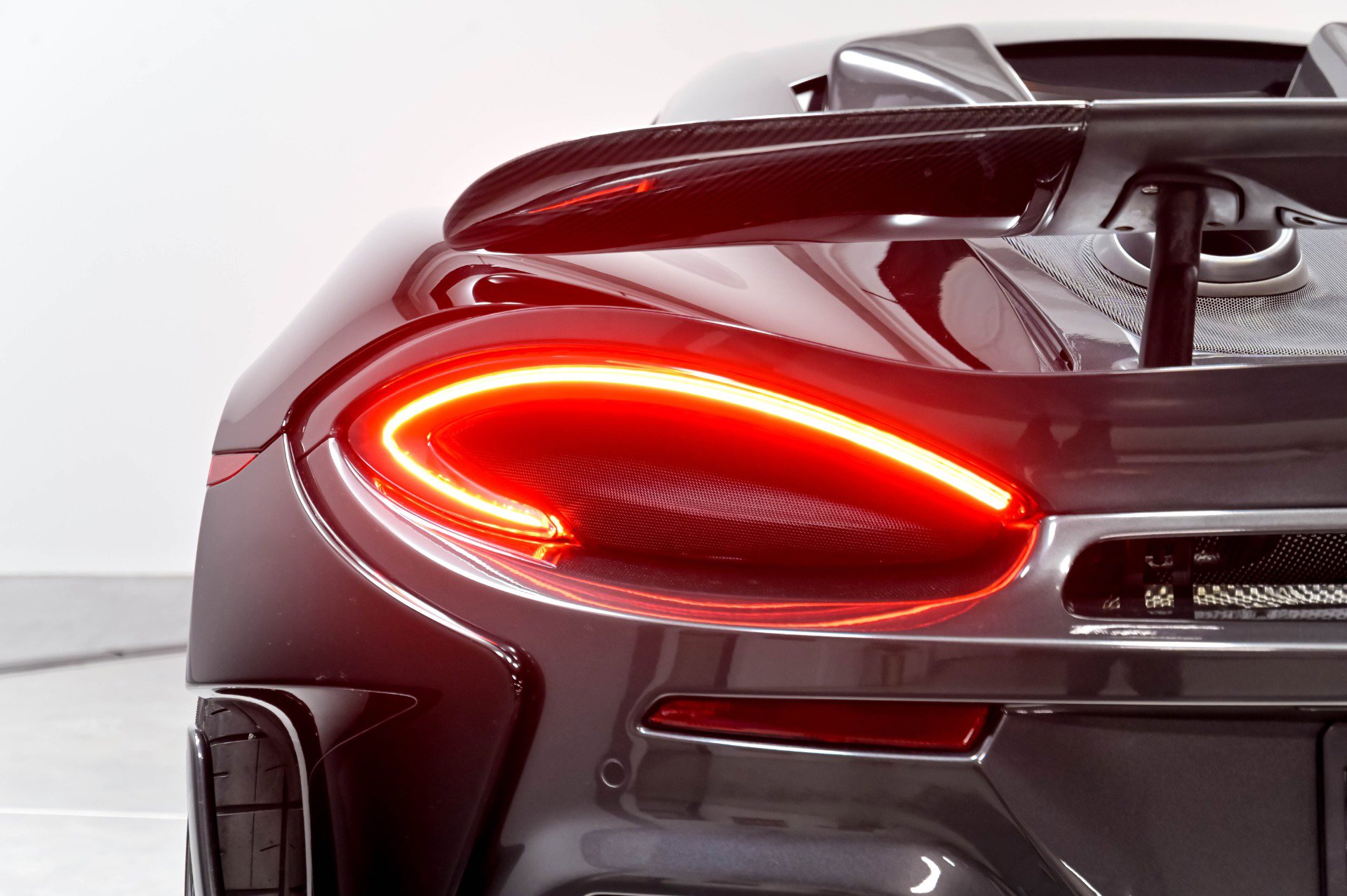 Used 2019 McLaren 600LT RWD image 42