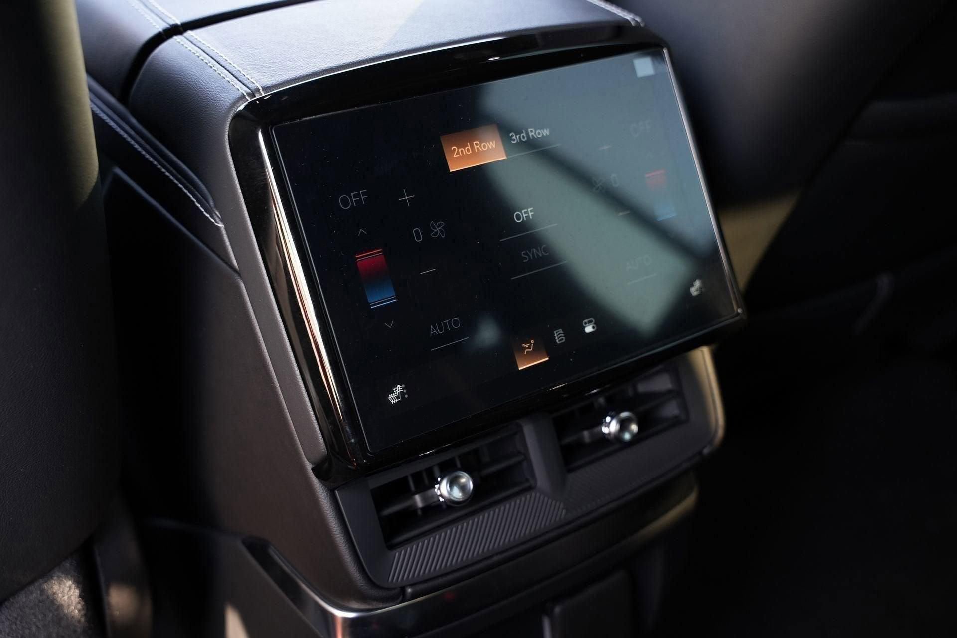 New 2026 Cadillac Vistiq Sport image 87