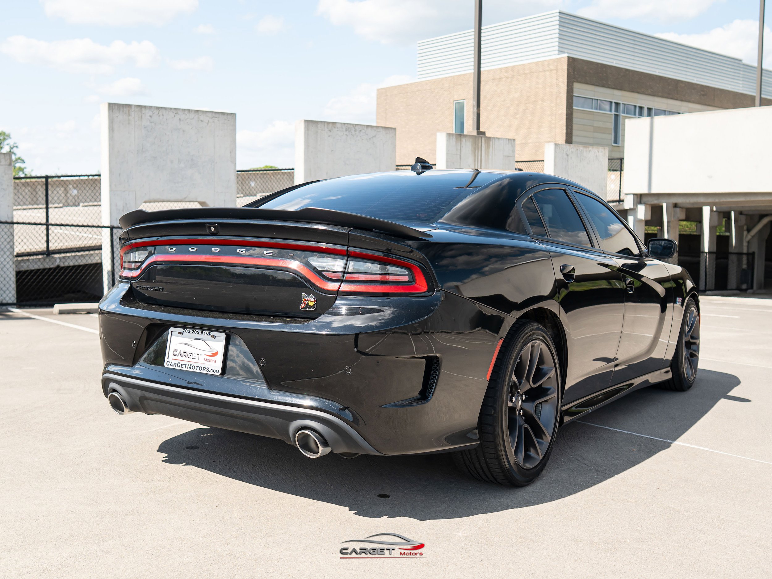 Used 2022 Dodge Charger Scat Pack w/ Navigation & Travel Group RWD image 7