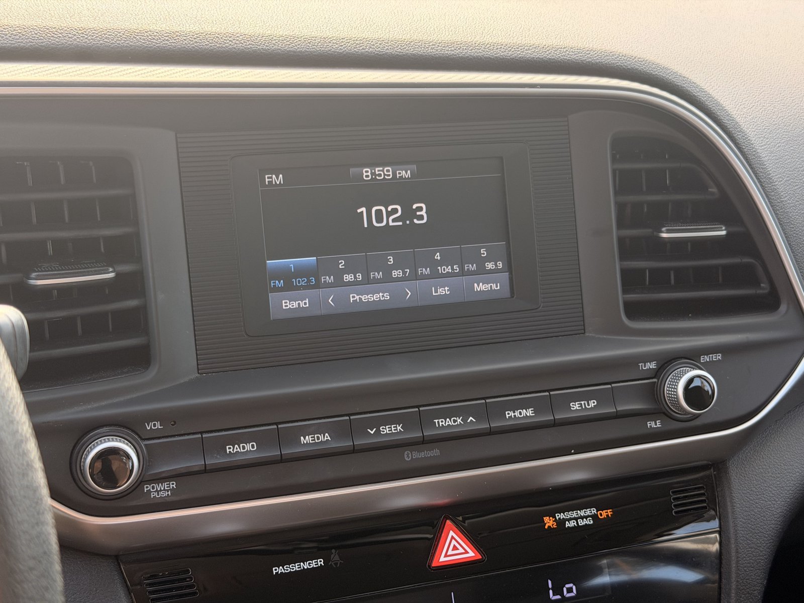 Used 2020 Hyundai Elantra SE w/ Cargo Package (C1) FWD image 23