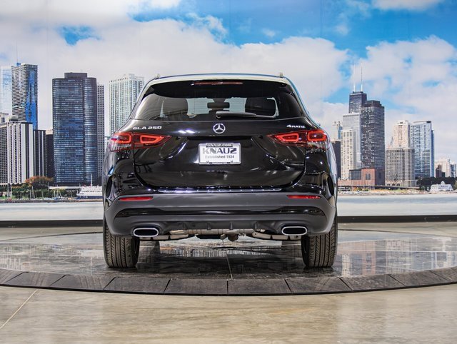 Certified 2021 Mercedes-Benz GLA 250 4MATIC image 11
