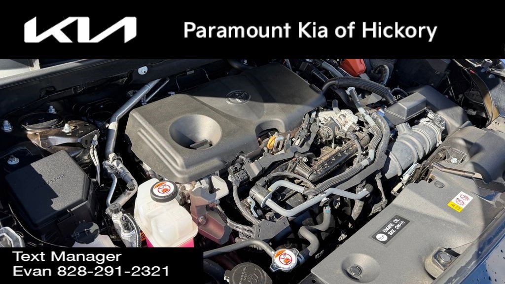 Used 2023 Toyota RAV4 AWD Hybrid image 17