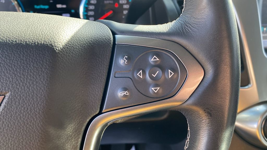 Used 2017 Chevrolet Suburban Premier image 27