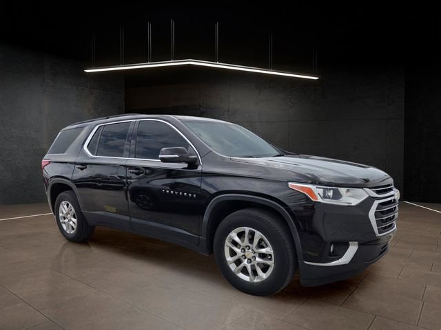 Used 2021 Chevrolet Traverse LT
