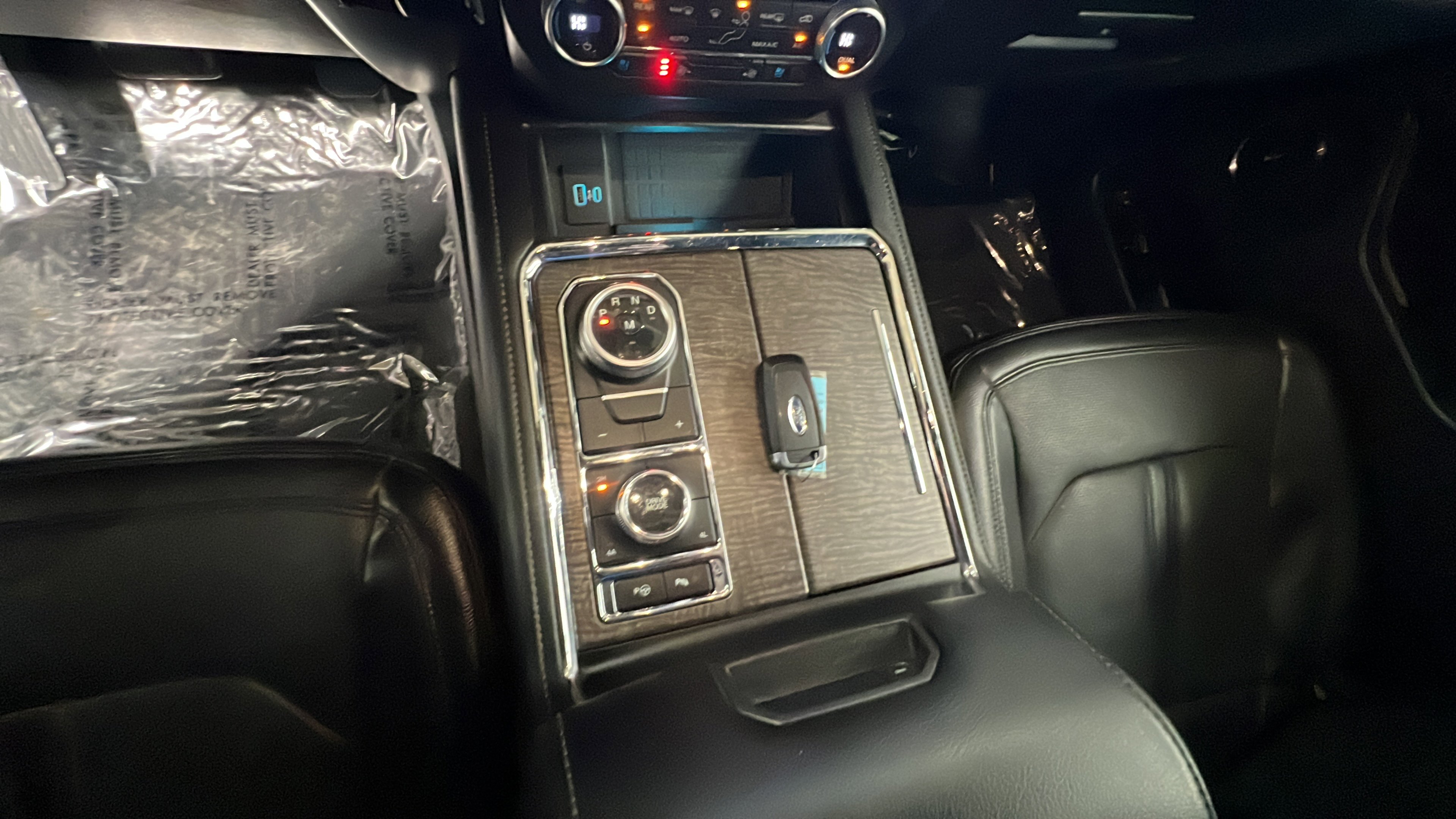 Certified 2021 Ford Expedition Limited image 12