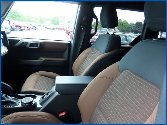 Used 2022 Ford Bronco Outer Banks AWD/4WD image 14