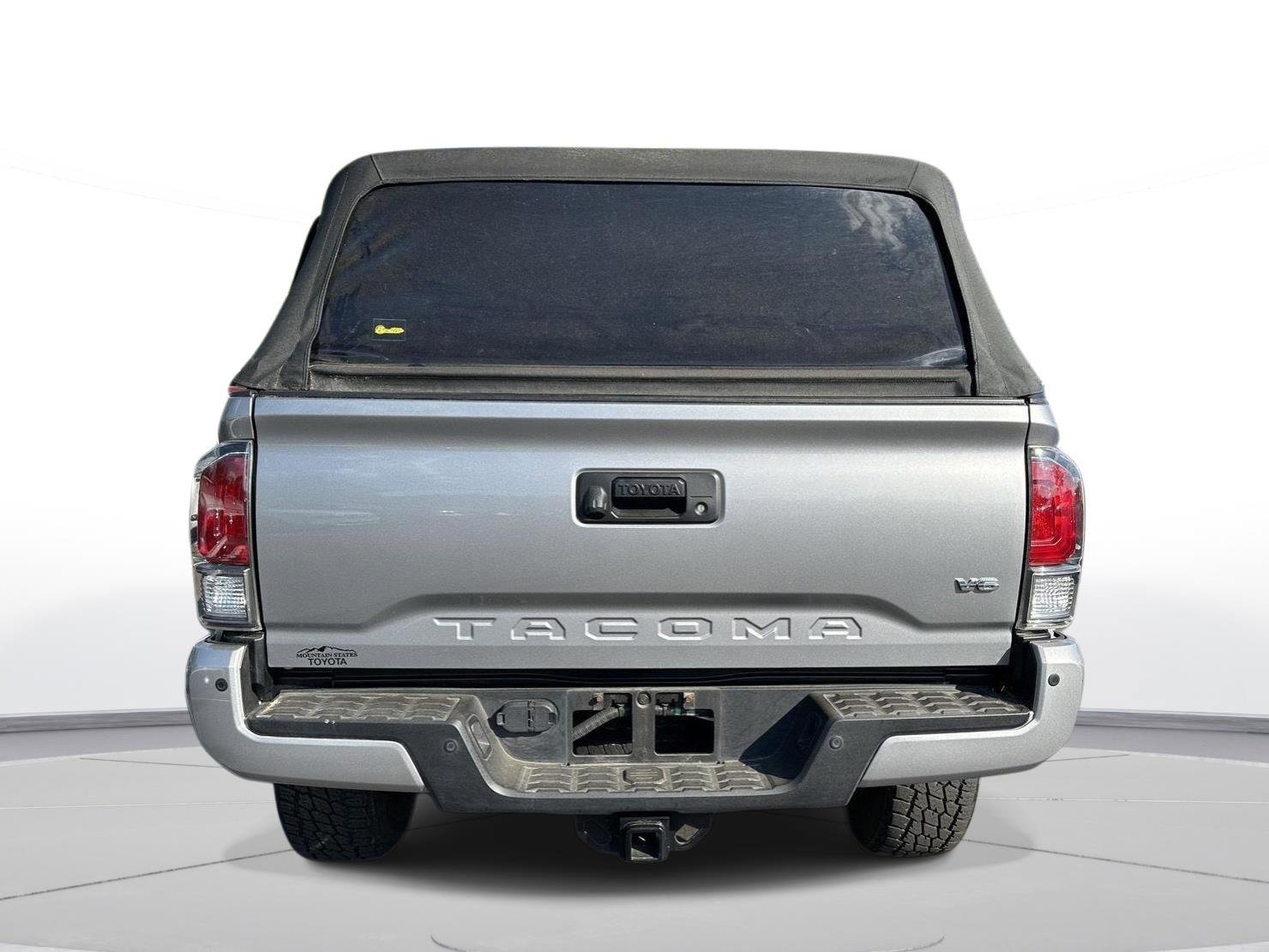 Used 2020 Toyota Tacoma TRD Off-Road w/ Technology Package AWD/4WD image 7