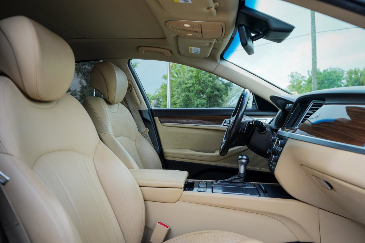 Used 2018 Genesis G80 3.8 w/ Option Group 02 RWD image 8