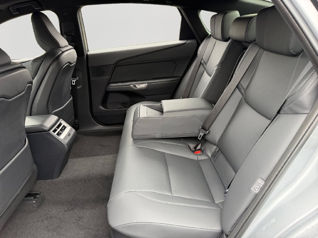 New 2026 Lexus ES 350h AWD image 9